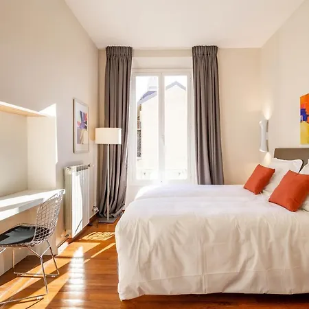 Market Square 2 Bedrooms 2 Baths Ac Private Garage Beaulieu-sur-Mer Exterior photo